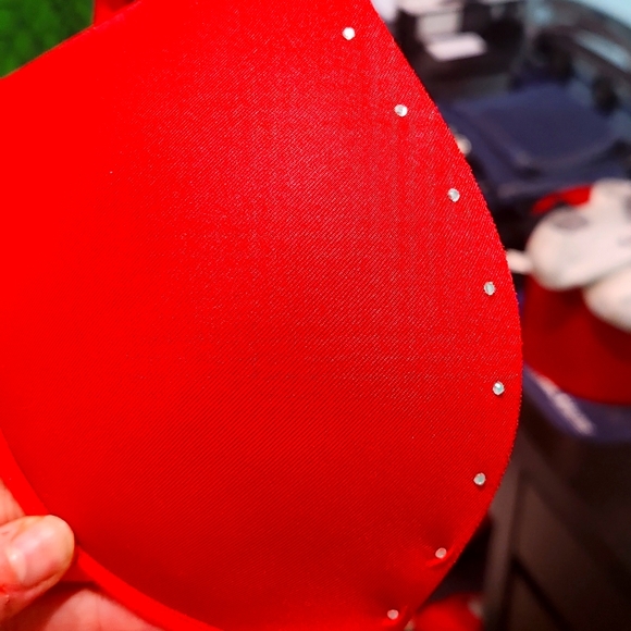 32B small push-up smooth bright red bra - Picture 3 of 5